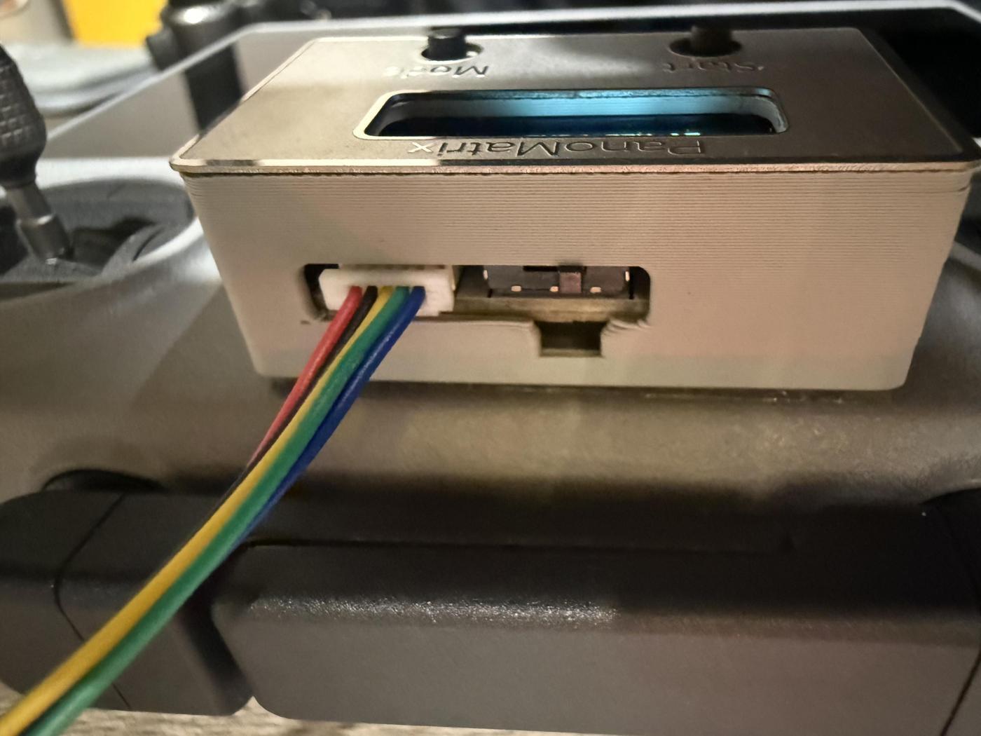 2. Connection complete — the connector is fully inserted.